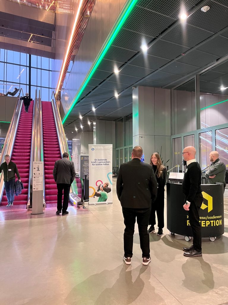 rulltrappa på väg upp